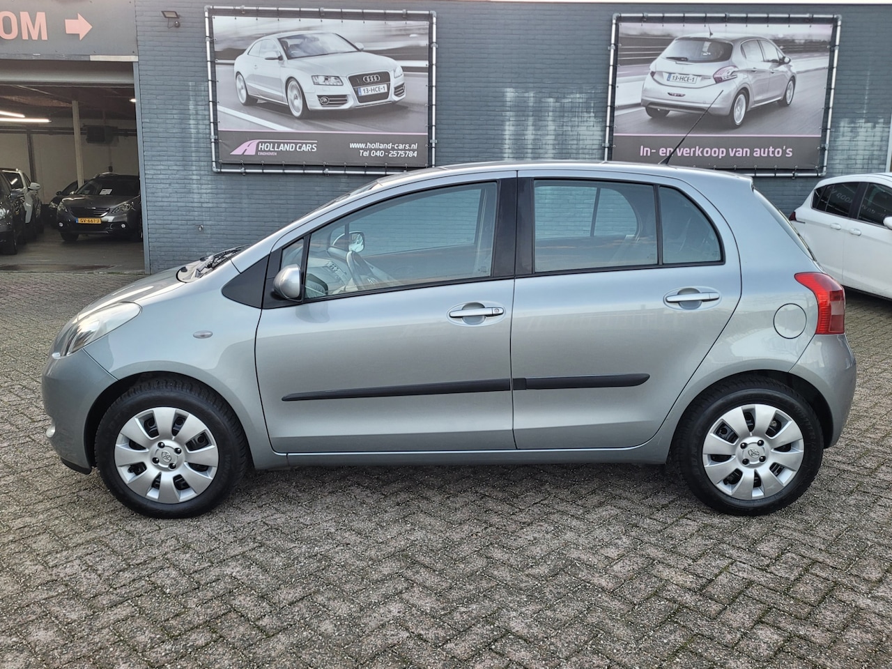 Toyota Yaris - 1.0 VVTi Sol Automaat - 5-deurs - Airco - Elektrisch pakket - Pdc - AutoWereld.nl