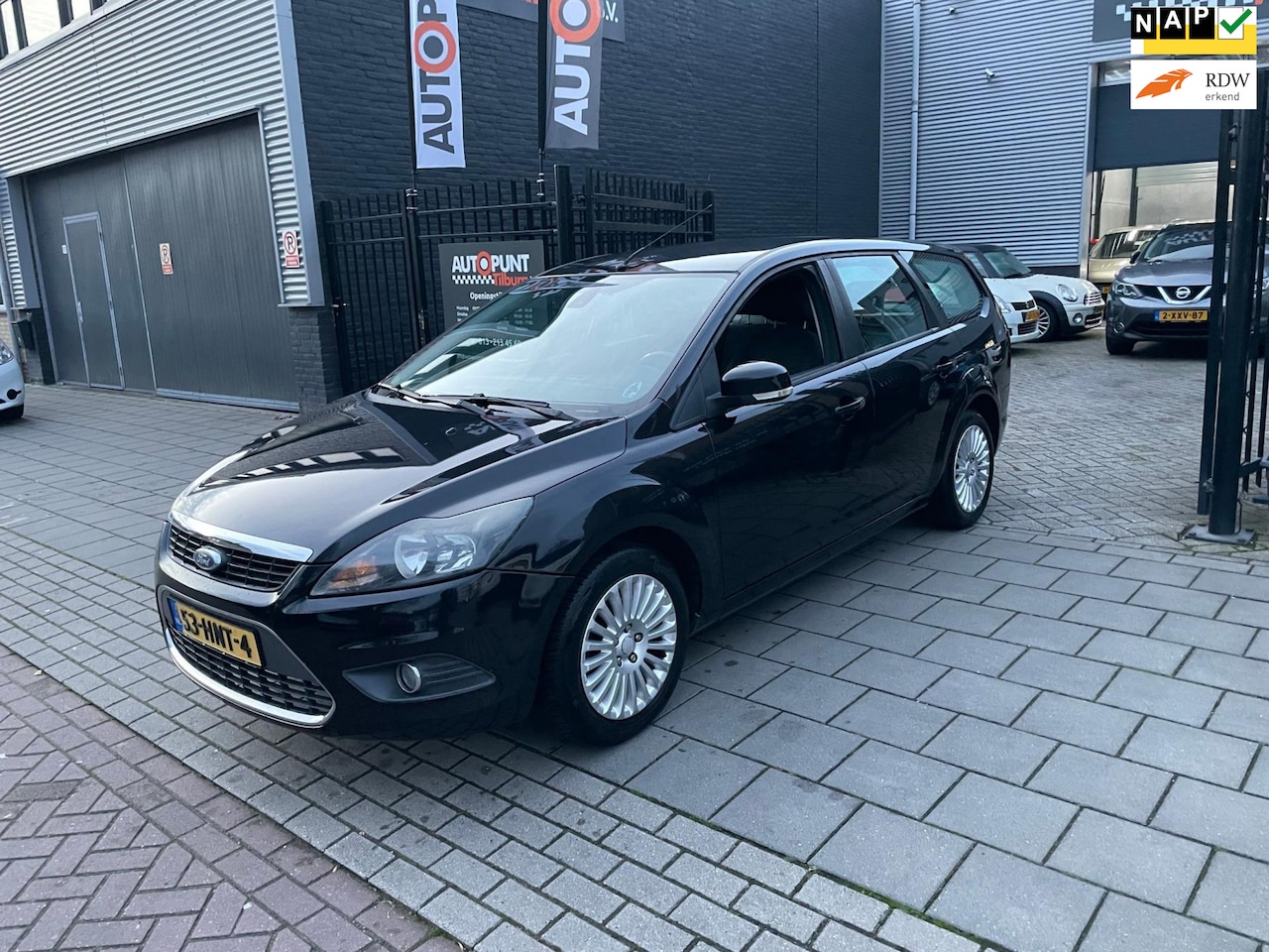 Ford Focus Wagon - 1.6 Titanium 2e Eigenaar! Trekhaak Airco Navi PDC NAP APK - AutoWereld.nl