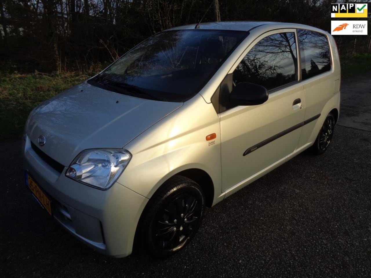 Daihatsu Cuore - 1.0-12V Tokyo Airco! AUTOMAAT! NWE APK! NAP! - AutoWereld.nl