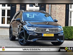 Volkswagen Tiguan - 1.5 TSI R-Line Business+ Pano ACC Virtueel Cockpit Navi Carplay Black