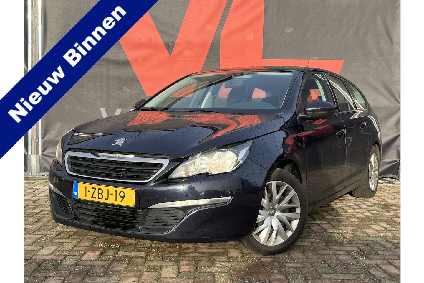 Peugeot 308 SW - 1.2 e-THP Active | Nieuw Binnen! | Lees Tekst | Read Text | Zo Mee - AutoWereld.nl