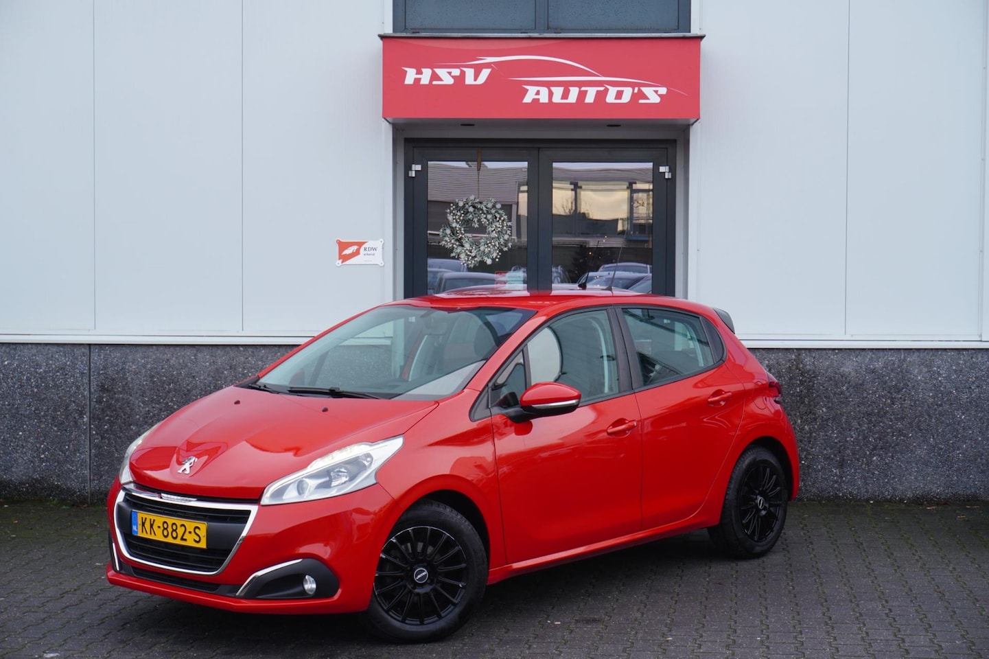 Peugeot 208 - 1.2 PureTech Blue Lion navi airco LM 4-deurs - AutoWereld.nl