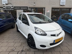 Toyota Aygo - 1.0-12V 5Drs Airco Nieuwe koppeling APK