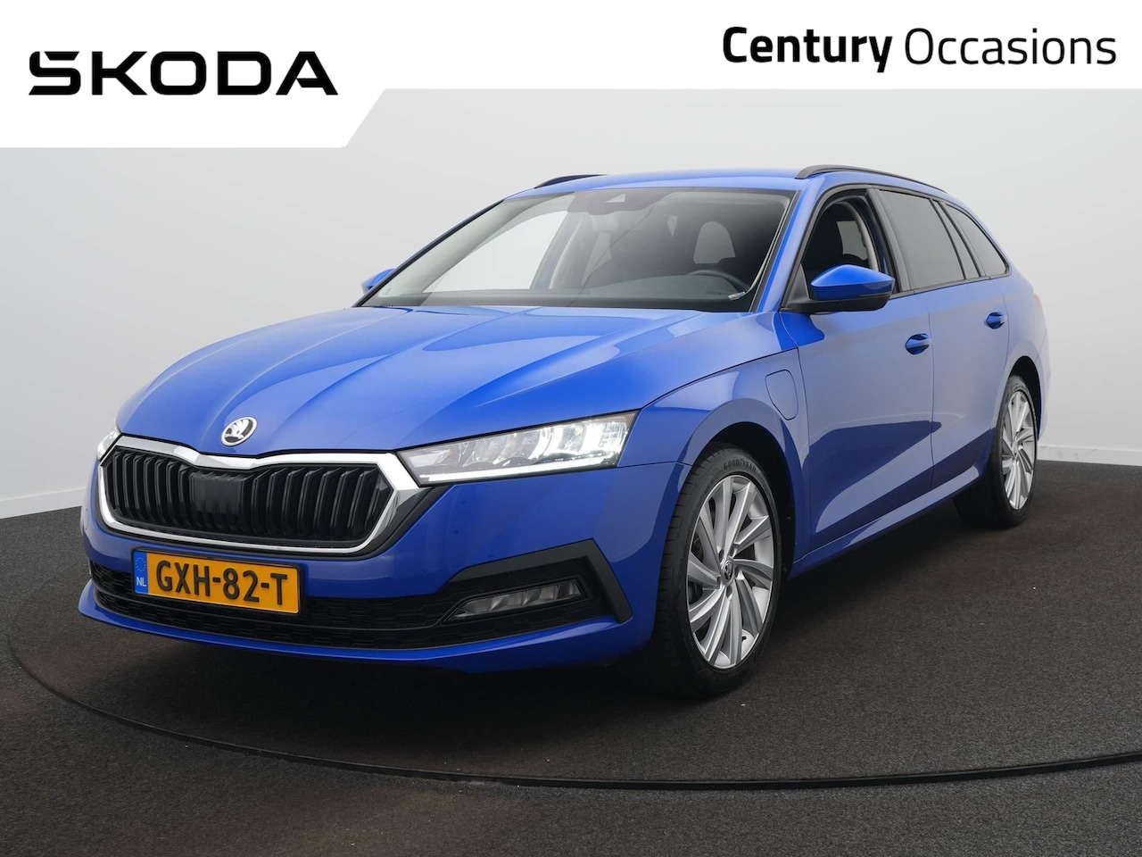 Skoda Octavia Combi - 1.4 TSI iV PHEV Business Edition / Cruise / Climate / Carplay / Sensoren - AutoWereld.nl