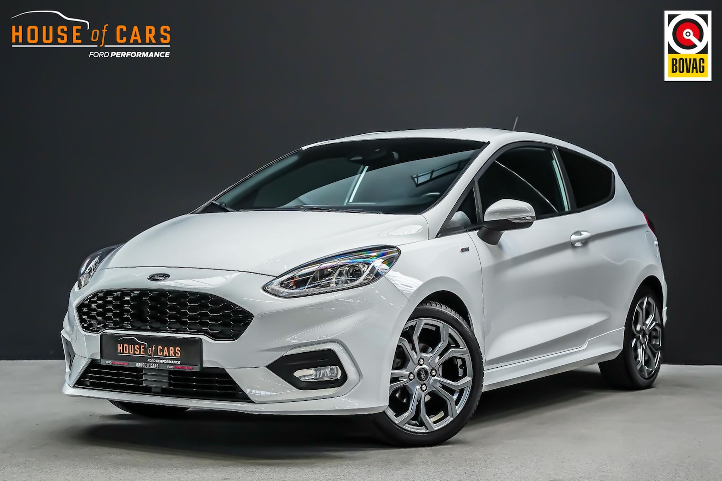 Ford Fiesta - ST-Line 1.0 125pk |adaptive cruise control|parkeersensoren en camera|BLIS|navi|DAB|winterp - AutoWereld.nl