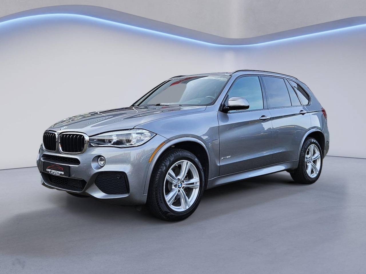 BMW X5 - xDrive35i High Executive Grijs kenteken/M-Pakket/Panodak/Apple Carplay/Premium Audio/Leder - AutoWereld.nl