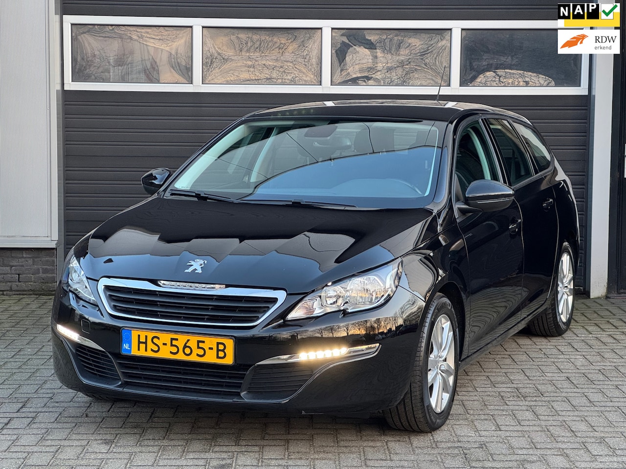 Peugeot 308 SW - 1.2 PureTech Active Cruise, Navi, Climate Control, NAP - AutoWereld.nl