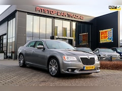 Lancia Thema - 3.6 V6 Chrysler 300C, ACC, Full option