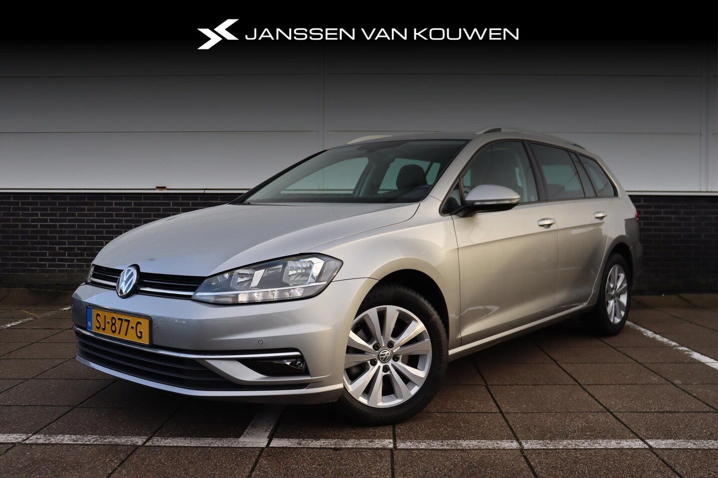 Volkswagen Golf Variant - 1.0 TSI Comfortline Business * Clima * Camera * Apple Carplay * - AutoWereld.nl