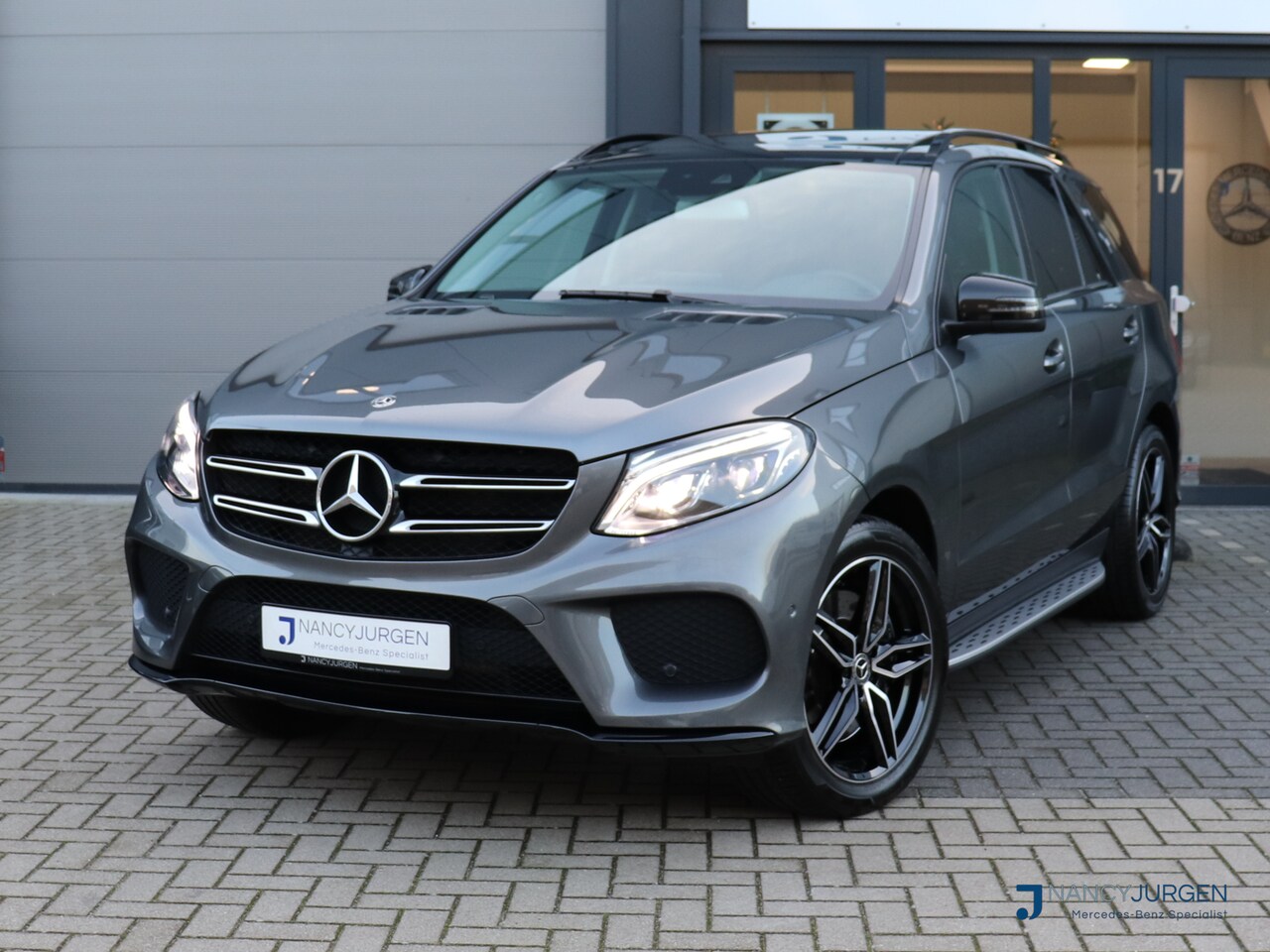 Mercedes-Benz GLE-Klasse - 400 4MATIC AMG | Sport Ed. | Achteruitrij Camera | Airmatic DC | Apple Car Play | Comand | - AutoWereld.nl