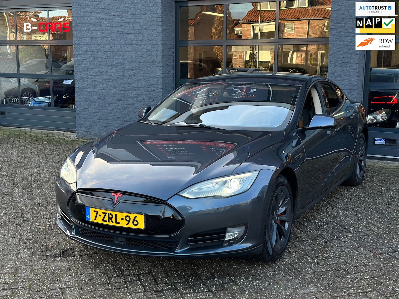 Tesla Model S - 60 Base AUTOPILOT|NAP|TREKHAAK|PREMIUM| - AutoWereld.nl