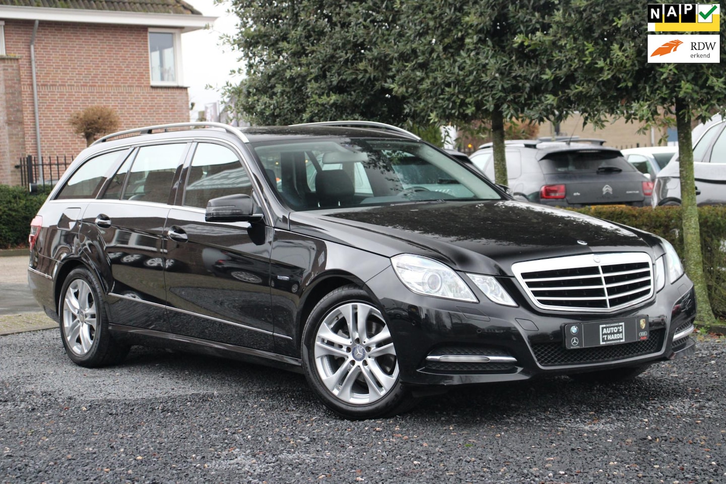 Mercedes-Benz E-klasse Estate - 200 CGI Avantgarde 184 PK Aut. Trekhaak Xenon Half/Leer Clima 17'' - AutoWereld.nl