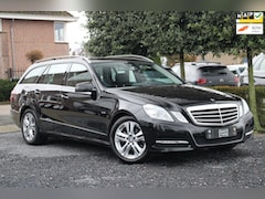 Mercedes-Benz E-klasse Estate - 200 CGI Avantgarde 184 PK Aut. Trekhaak Xenon Half/Leer Clima 17''