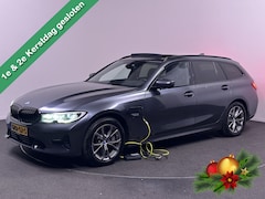 BMW 3-serie Touring - 330e Sportline Plug in Hybrid PHEV | Trekhaak af Fabriek | Panodak | Laser Led | Adaptive