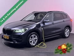 BMW X1 - xDrive25e Sportline Plug in Hybrid | PHEV | Head-up Display | Camera | Navigatie | Sportst