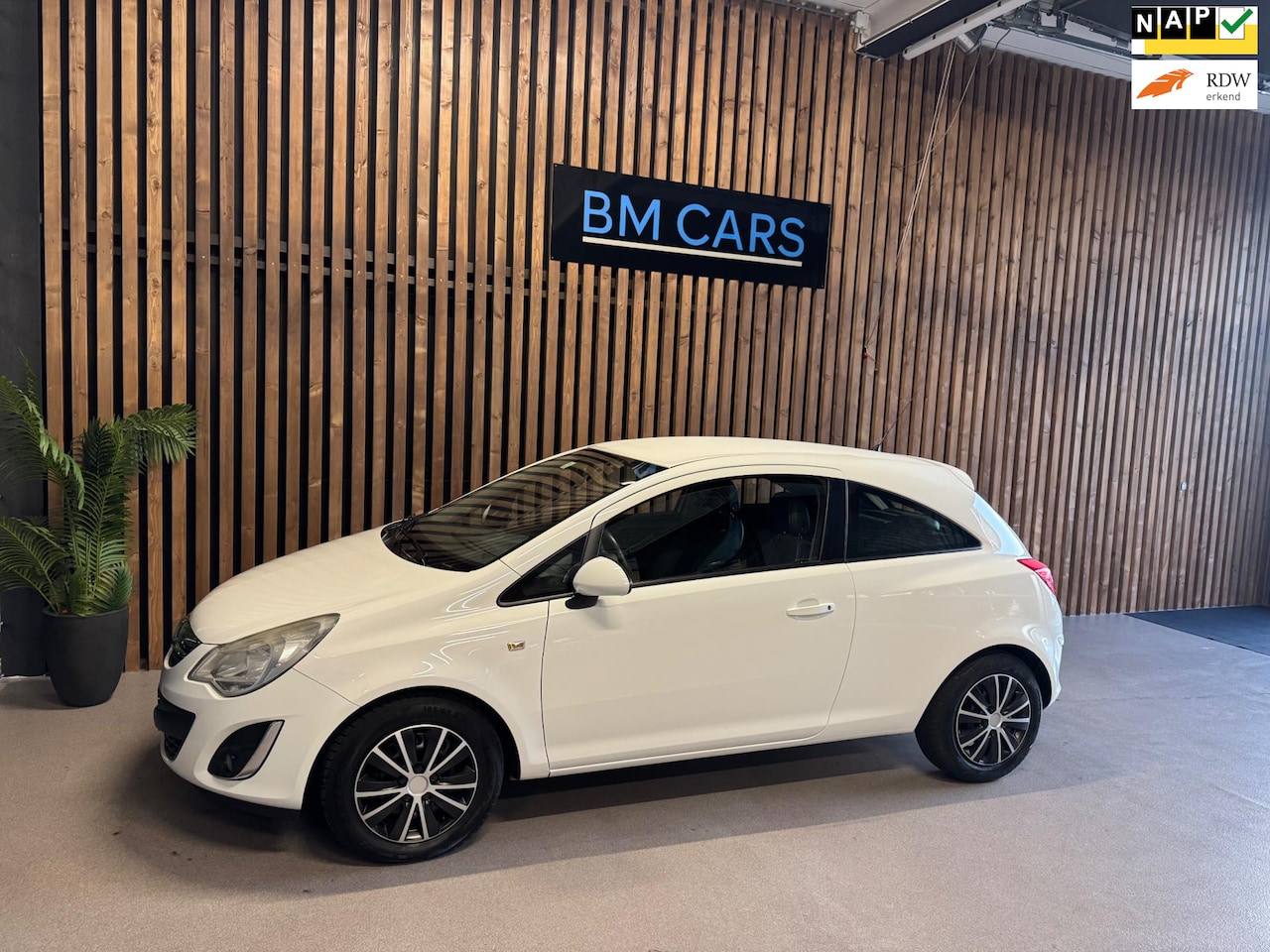 Opel Corsa - 1.2 EcoFlex Anniversay Edition LPG [bj 2012] Airco - AutoWereld.nl