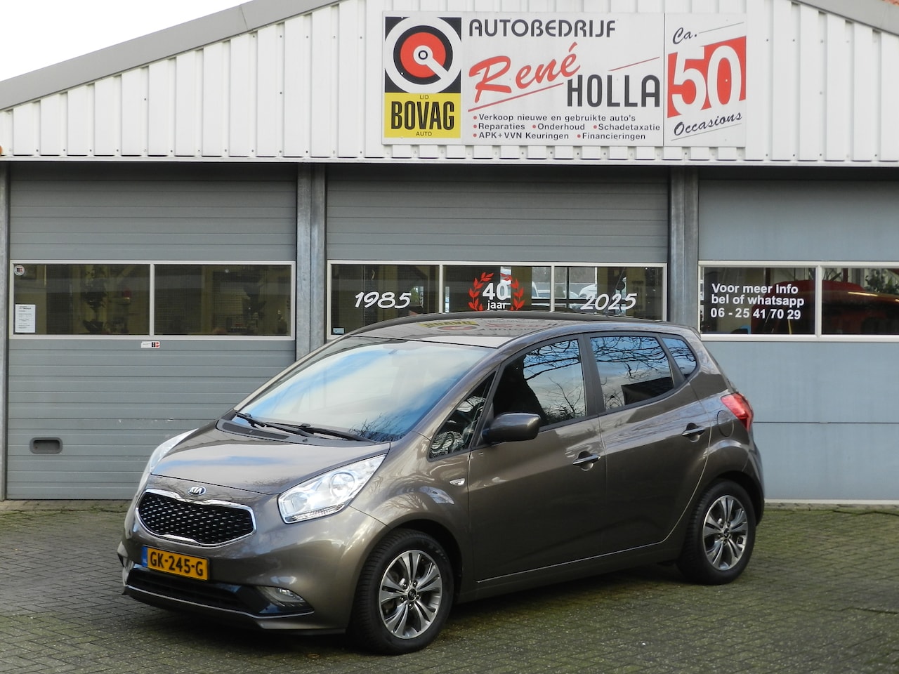 Kia Venga - 1.6 CVVT DynamicLine Automaat Navi Camera Climate en Cruise contr Half leer - AutoWereld.nl