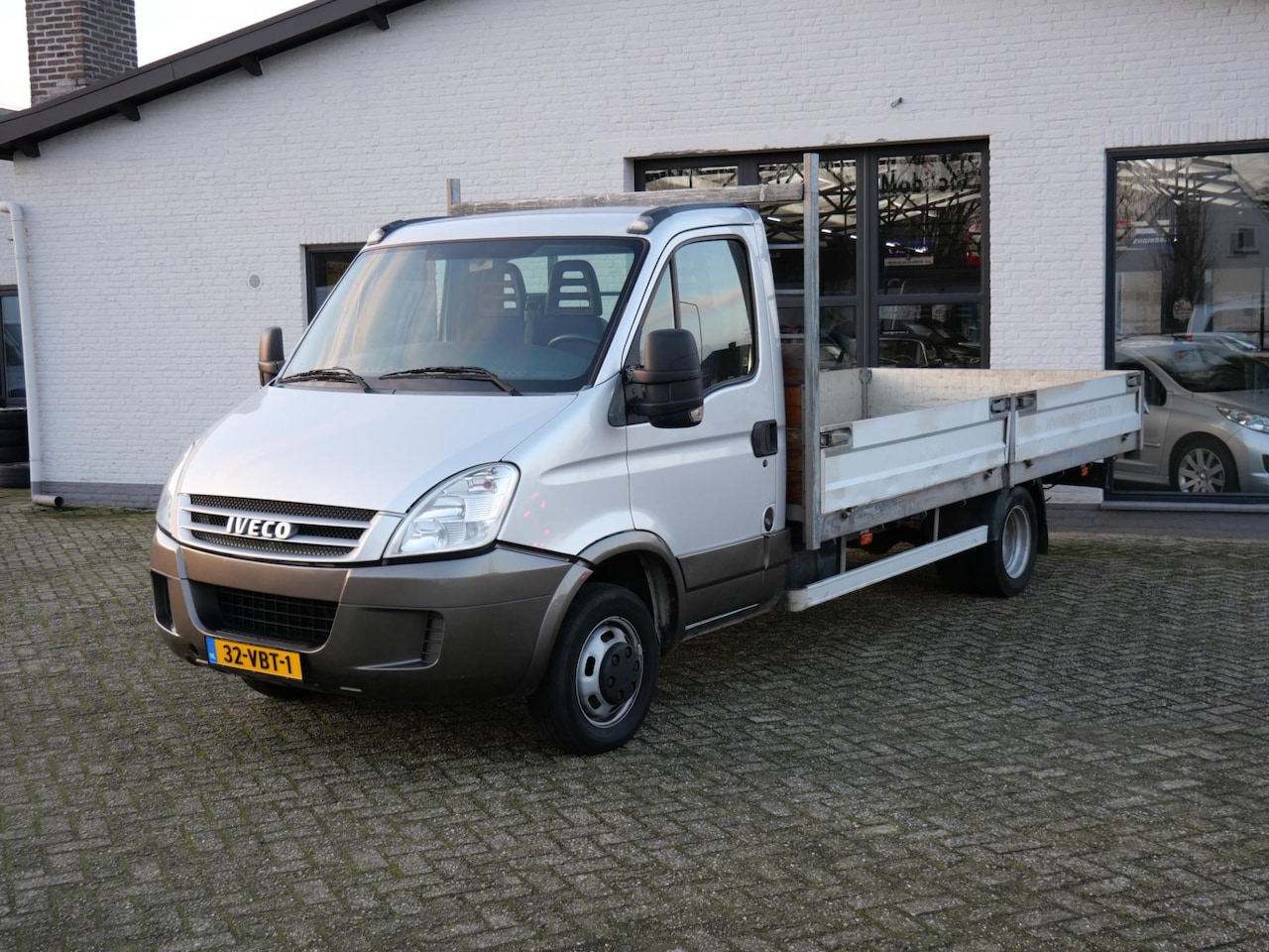 Iveco Daily - 40C12 410 142.000km !!! 2e Eigenaar Orig. NL - AutoWereld.nl