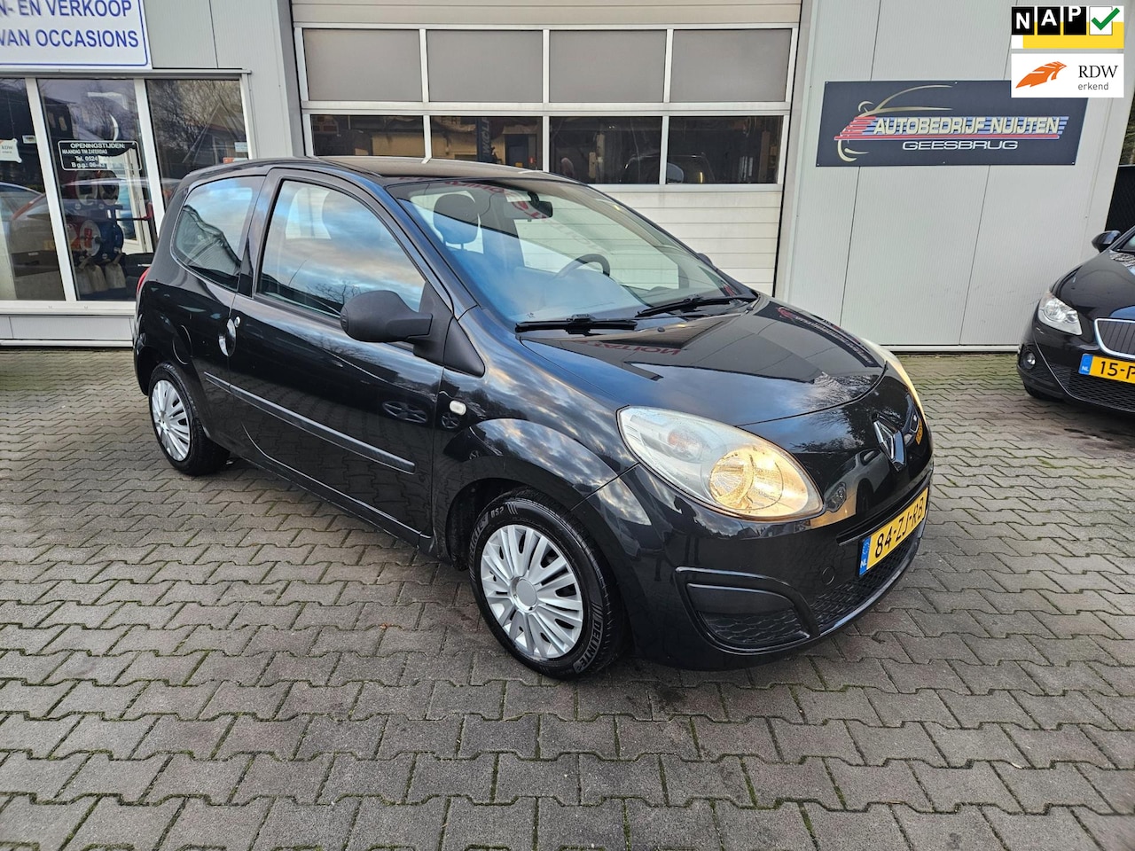 Renault Twingo - 1.2 Authentique ..trekhaak - AutoWereld.nl