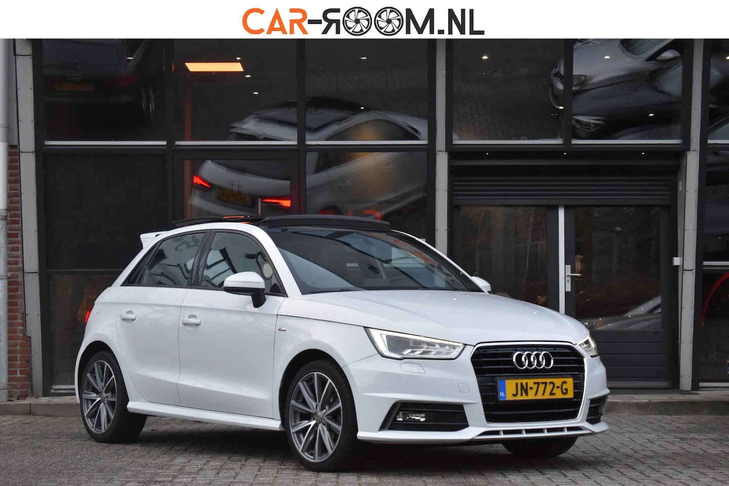 Audi A1 Sportback - 1.0 TFSI Sport S-Line Pano Cruise Xenon LED - AutoWereld.nl