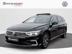 Volkswagen Passat Variant - 1.4 TSI PHEV GTE Business | Pano | Side Assist | Trekhaak | ERGO |