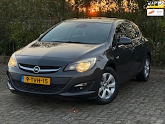 Opel Astra - 1.4 Business+ / NAP