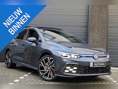 Volkswagen Golf - 1.4 eHybrid GTE Panorama dak | Vol LED | Carplay | 19' Adelaide | Bomvol