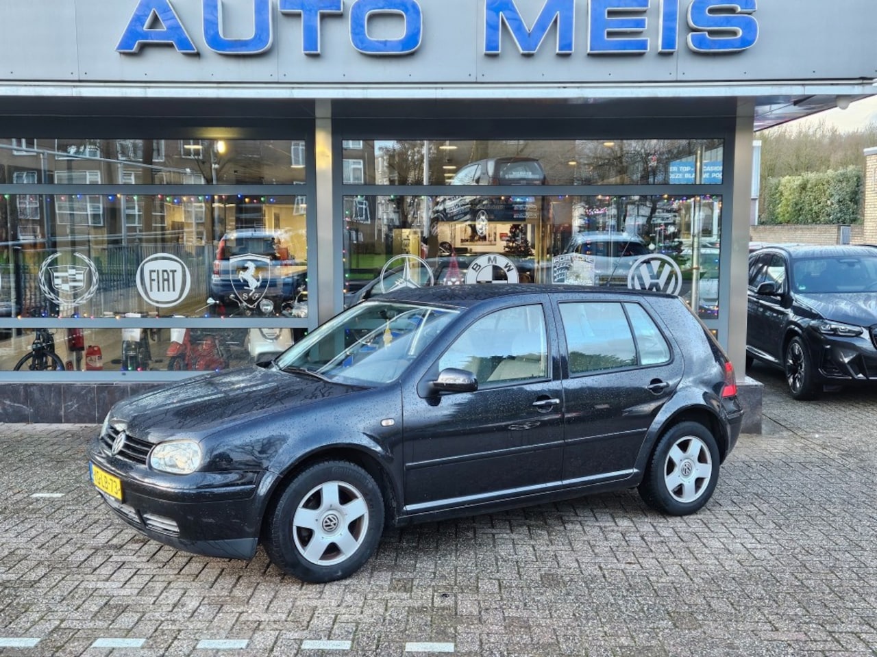 Volkswagen Golf - 1.6 Highline 1.6 HIGHLINE - AutoWereld.nl