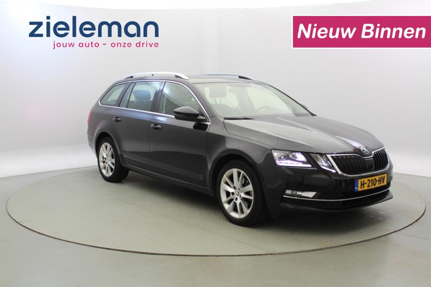 Skoda Octavia Combi - 1.0 TSI Business Edition Plus Combi 1.0 TSI Business Edition Plus - AutoWereld.nl