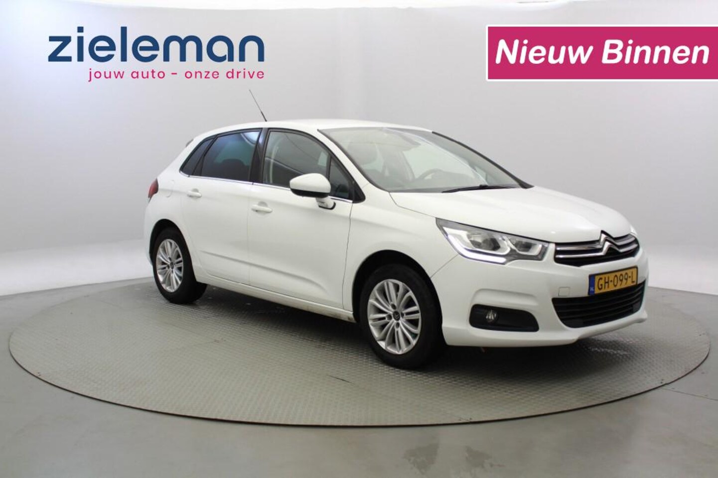 Citroën C4 - 1.2 PureTech Business - Clima, Navi, Trekhaak - AutoWereld.nl