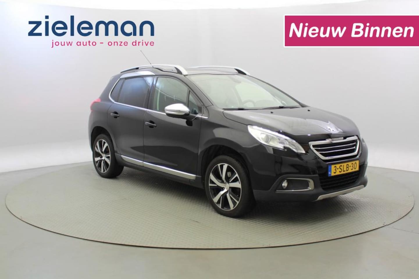 Peugeot 2008 - 1.6 VTI Allure - Panorama, Trekhaak, Navi, Half Leer - AutoWereld.nl