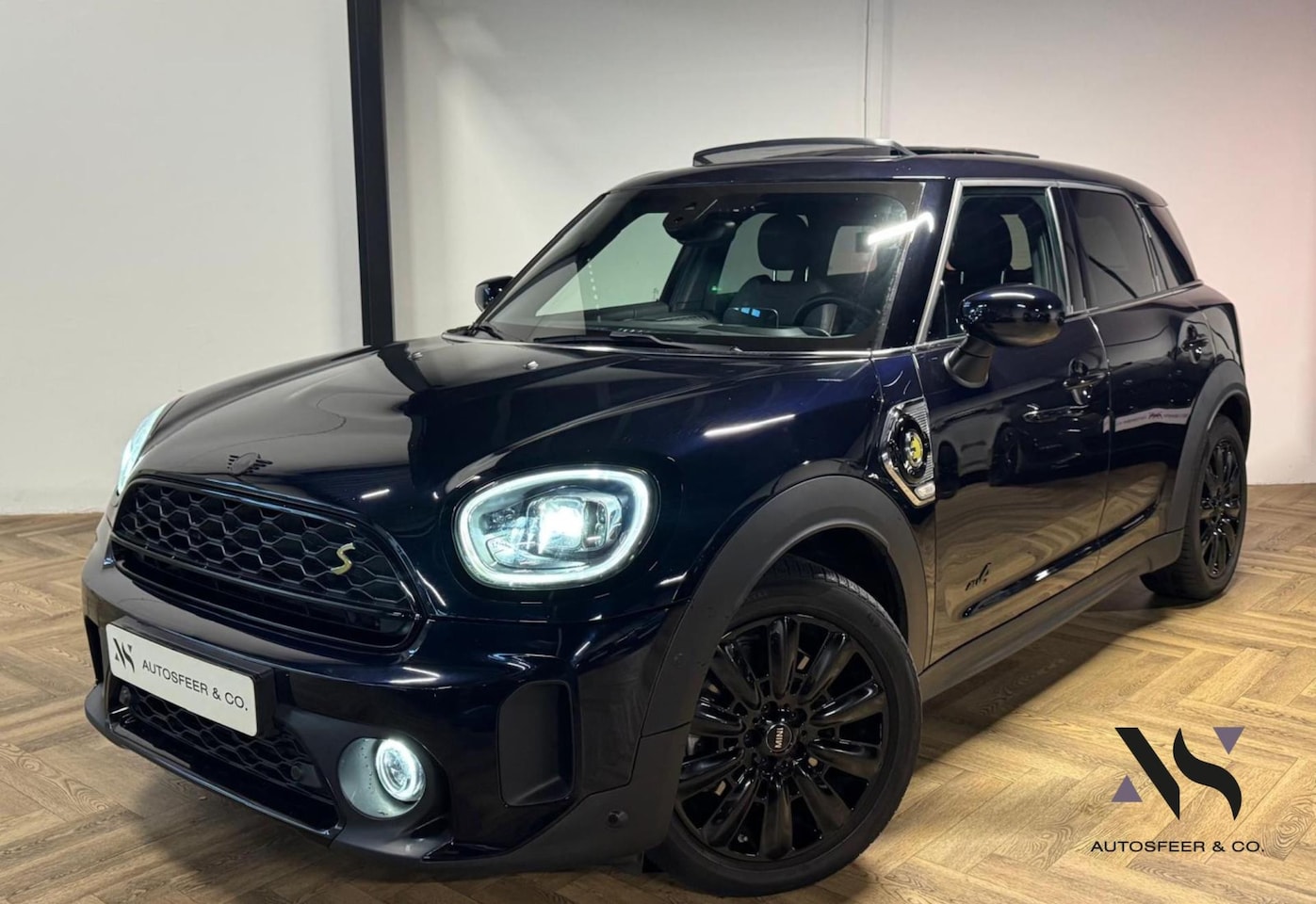 MINI Countryman - Mini 2.0 Cooper S E ALL4 MINI Yours PANO CAM' - AutoWereld.nl