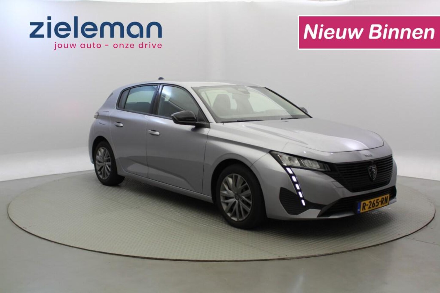 Peugeot 308 - 1.2 PureTech Active Business - Carplay, Clima - AutoWereld.nl