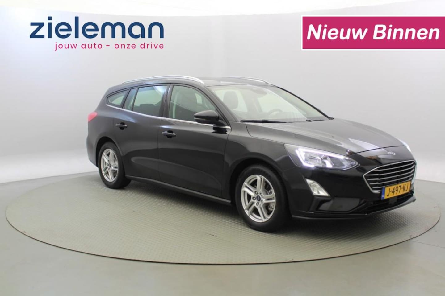 Ford Focus Wagon - 1.0 EcoBoost wagon Business - Carplay, Camera, Navi - AutoWereld.nl