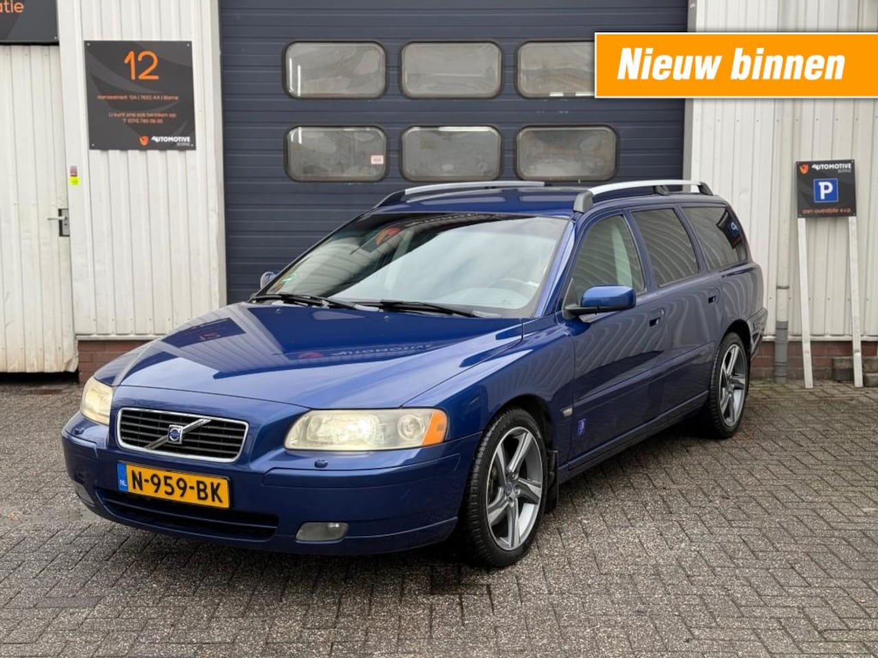 Volvo V70 - 2.5T OCEAN RACE / 5 CILINDER / CRUISE / AUTO AIRCO / AUTOMAAT / - AutoWereld.nl