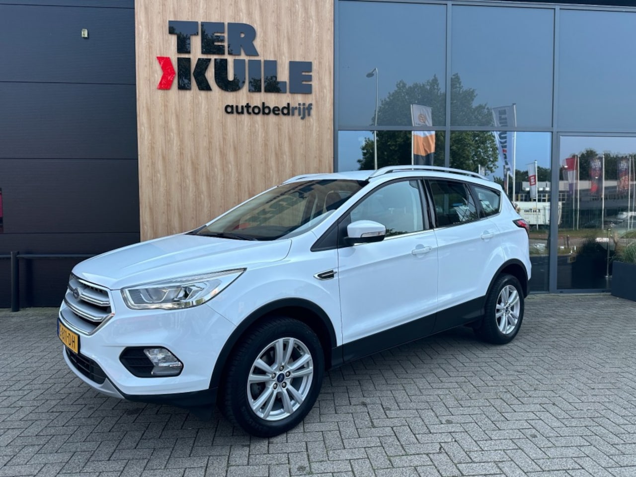 Ford Kuga - 1.5 EcoBoost Trend Ultimate 1.5 Ecoboost Trend Ultimate - AutoWereld.nl