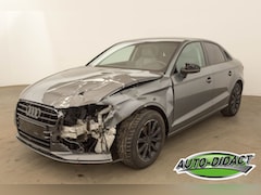 Audi A3 - 1.6 TDI Automaat Half Leer