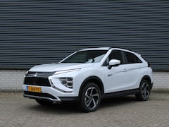 Mitsubishi Eclipse Cross - 2.4 PHEV S-AWC 98pk Automaat First Edition | Trekhaak | Head-Up | Navigatie | Stoelverwarm