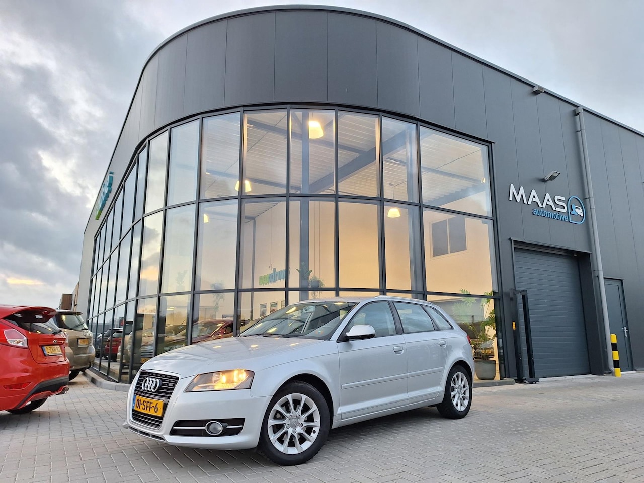 Audi A3 Sportback - 1.2 TFSI Ambition Pro Line: Nieuwstaat! Dealeronderhouden - AutoWereld.nl