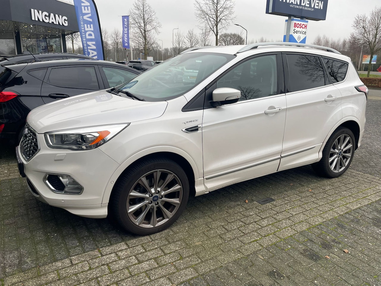 Ford Kuga - 1.5 EcoBoost Vignale iAWD 182pk Automaat - AutoWereld.nl