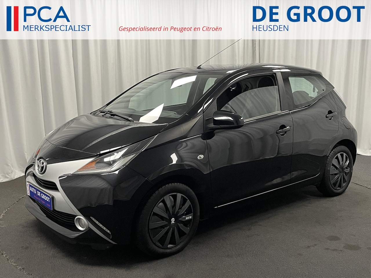 Toyota Aygo X - X-Play 5Drs 69pk Airco | Navigatie+Carplay | Mistlamp - AutoWereld.nl