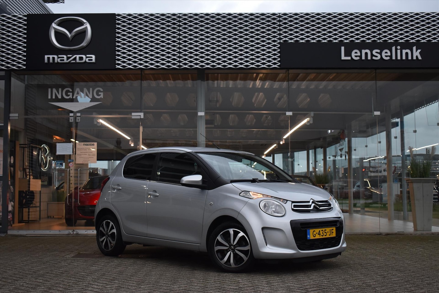 Citroën C1 - 1.0 VTi 72PK 5drs Shine | Carplay | Camera | Origineel NL | Lichtmatalen velgen | Incl. 1 - AutoWereld.nl