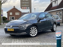 Volkswagen Golf - 1.4 Style eHybrid 204PK / Virtual Cockpit / Ergo-Active / Sfeer / Stoel/Stuurverwarming /