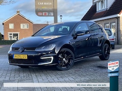 Volkswagen Golf - 1.4 TSI GTE / Org NL / Custom Uitlaat / Navi / Cruise / Clima / 18*Inch