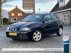 Seat Ibiza - 1.4 / Airco / Cruise / 5drs / Lichtmetaal / Elektrische ramen / Apk