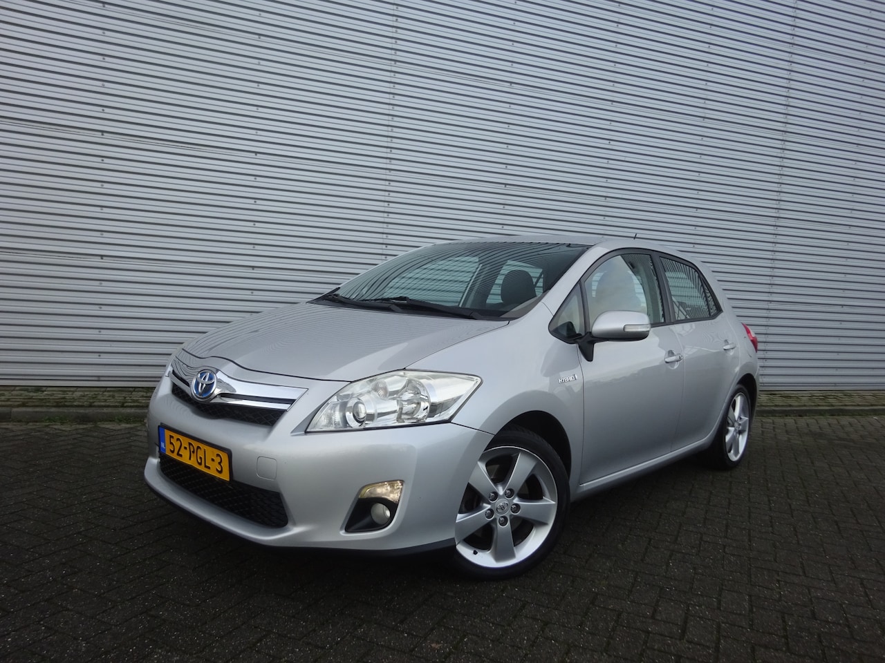 Toyota Auris - 1.8 Full Hybrid Executive Climate control / Navi / Camera / Parkeersensoren - AutoWereld.nl