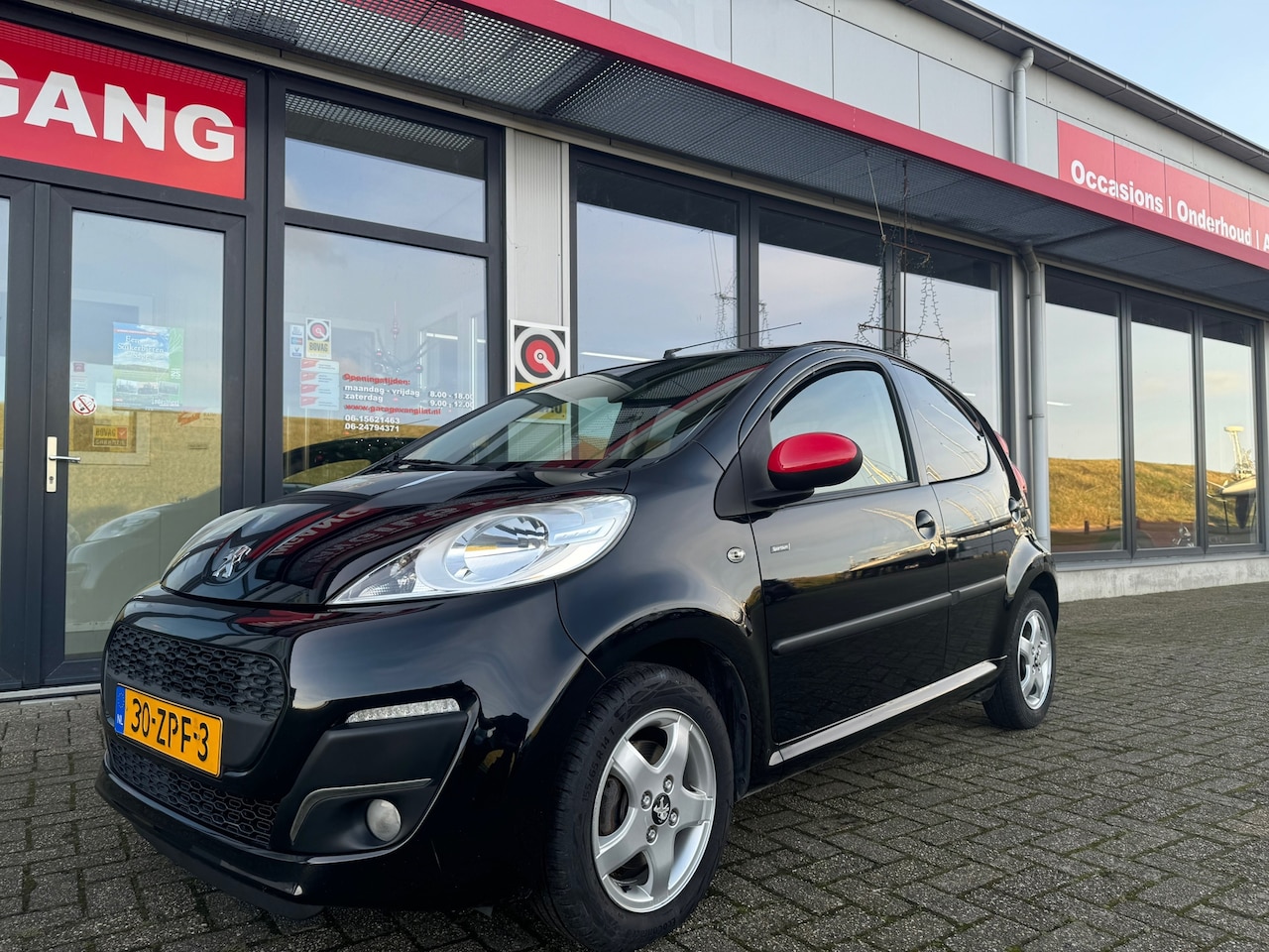 Peugeot 107 - 1.0 Sportium; Airco; LED; Lm velgen - AutoWereld.nl