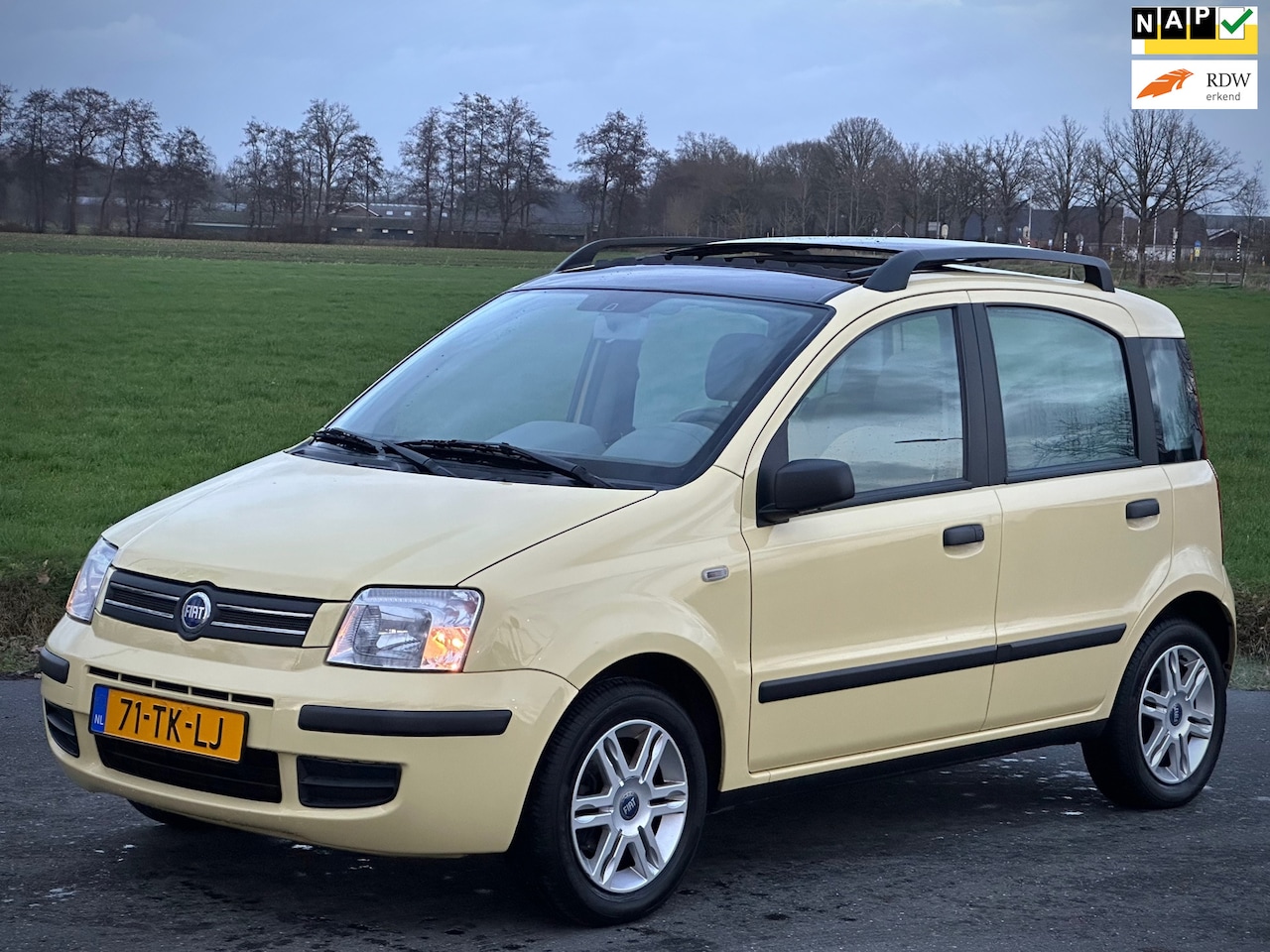 Fiat Panda - 1.2 Emotion | Clima | Pano | Automaat - AutoWereld.nl