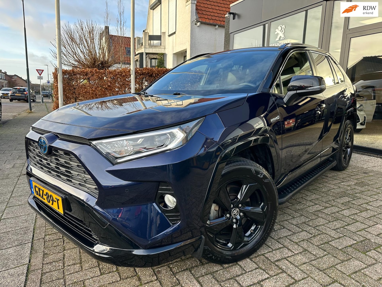 Toyota RAV4 - 2.5 Hybrid Dynamic Sport|Bi-Tone|JBL|Apple Carplay - AutoWereld.nl