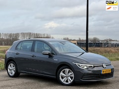 Volkswagen Golf - 2.0 TDI Golf Edition1 Sfeerver|Xenon|Viritual|Navi|Stoelverw|Carplay|Boekjes